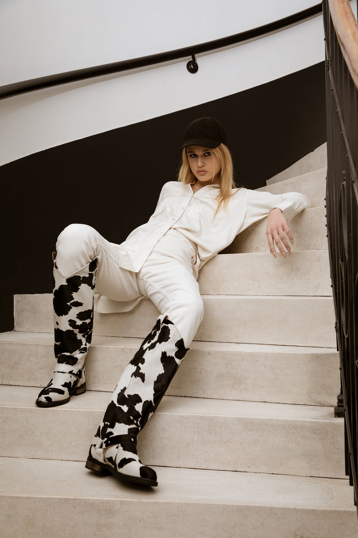 Alma Cowboy Cow Boots