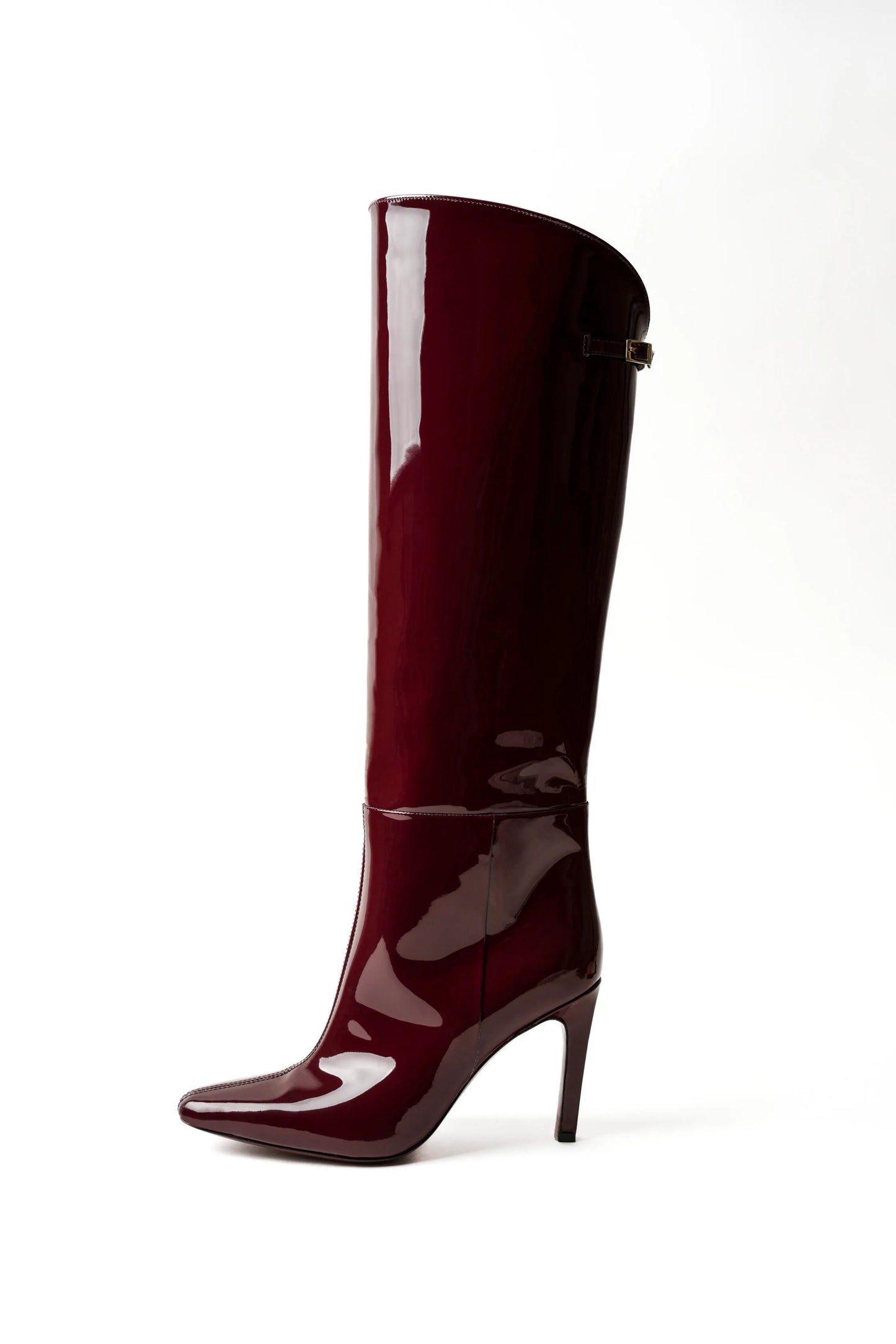 SARA BOOT IN BURGUNDY PATENT LEATHER
